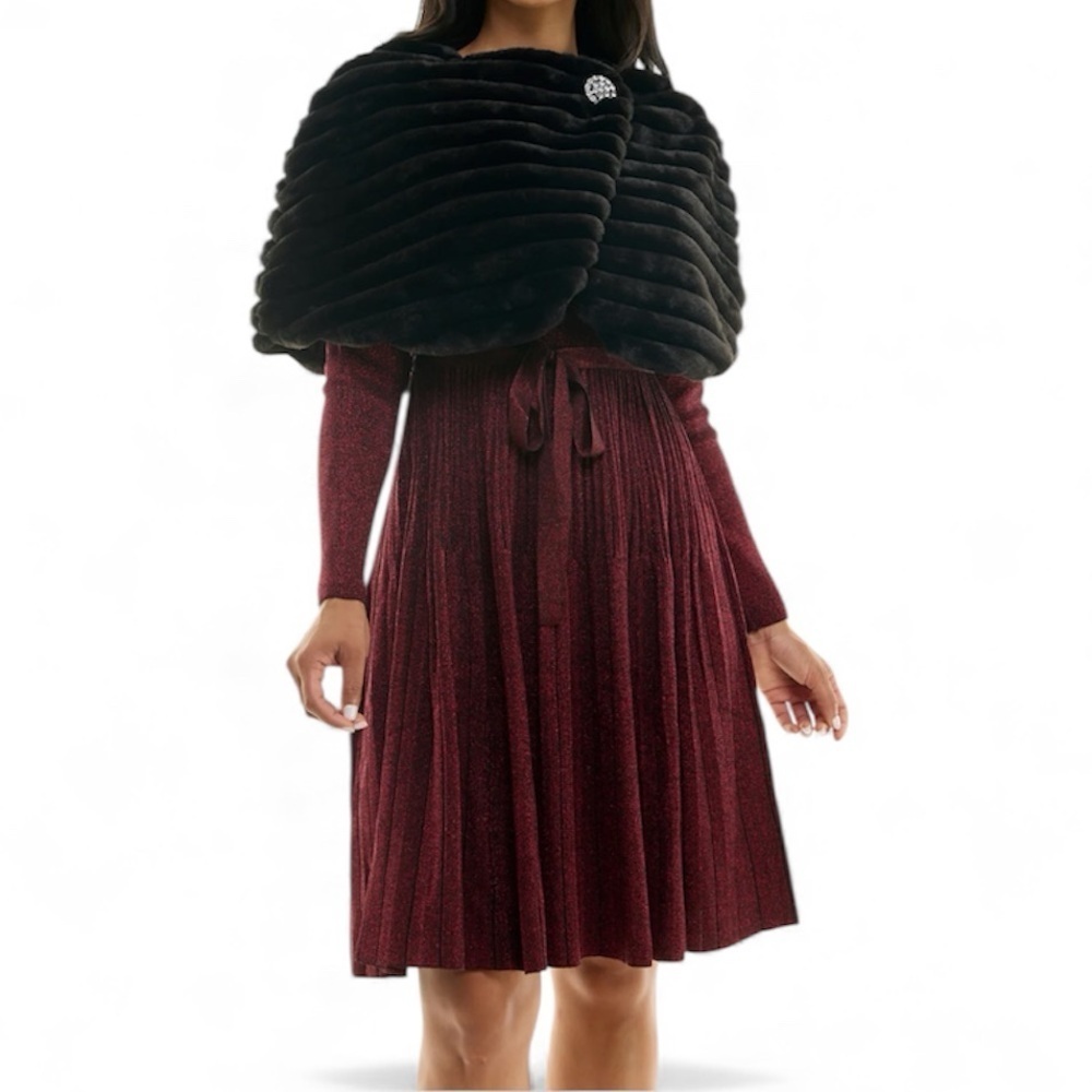 Nina Leonard Black Faux Fur Capelet with Brooch-look closure